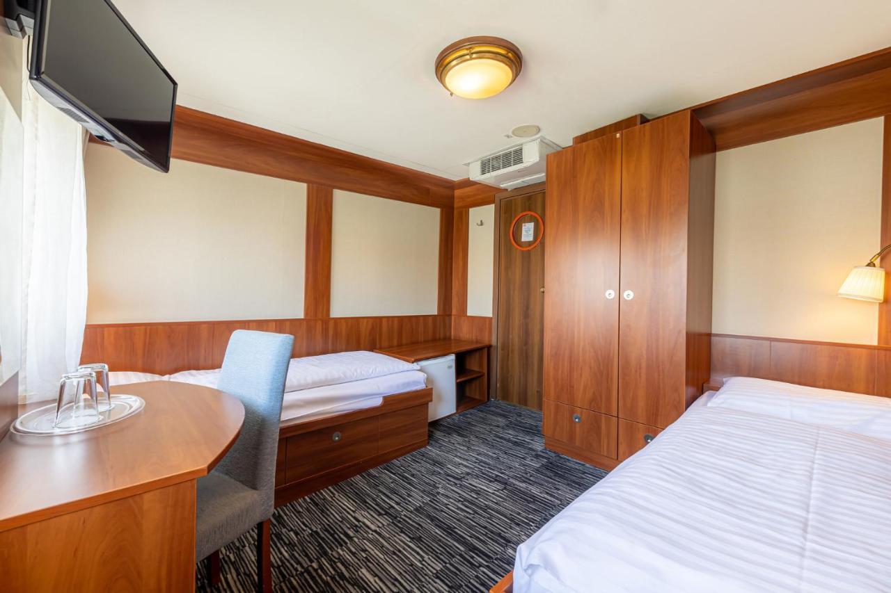 Grand Jules - Boat Hotel Budapešť Exteriér fotografie