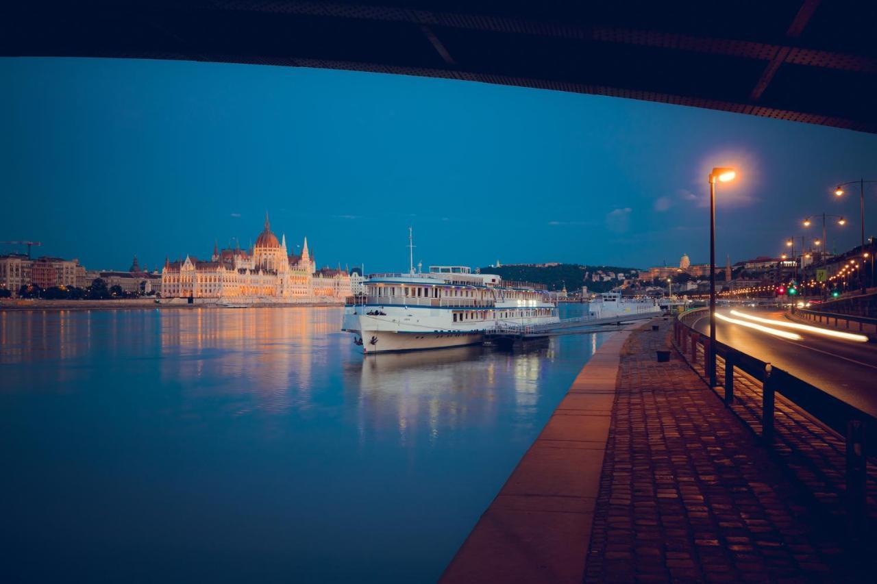 Grand Jules - Boat Hotel Budapešť Exteriér fotografie