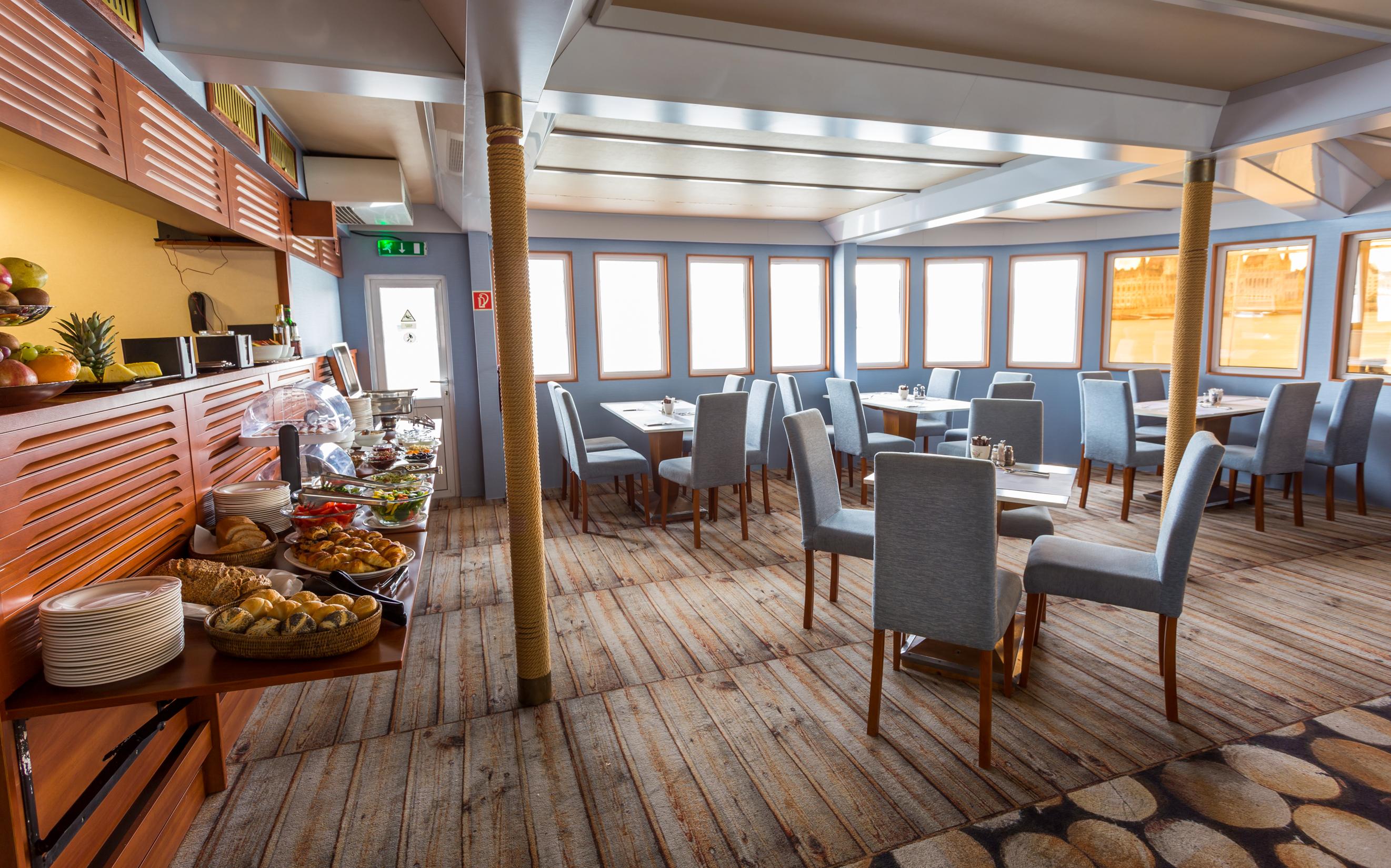 Grand Jules - Boat Hotel Budapešť Exteriér fotografie